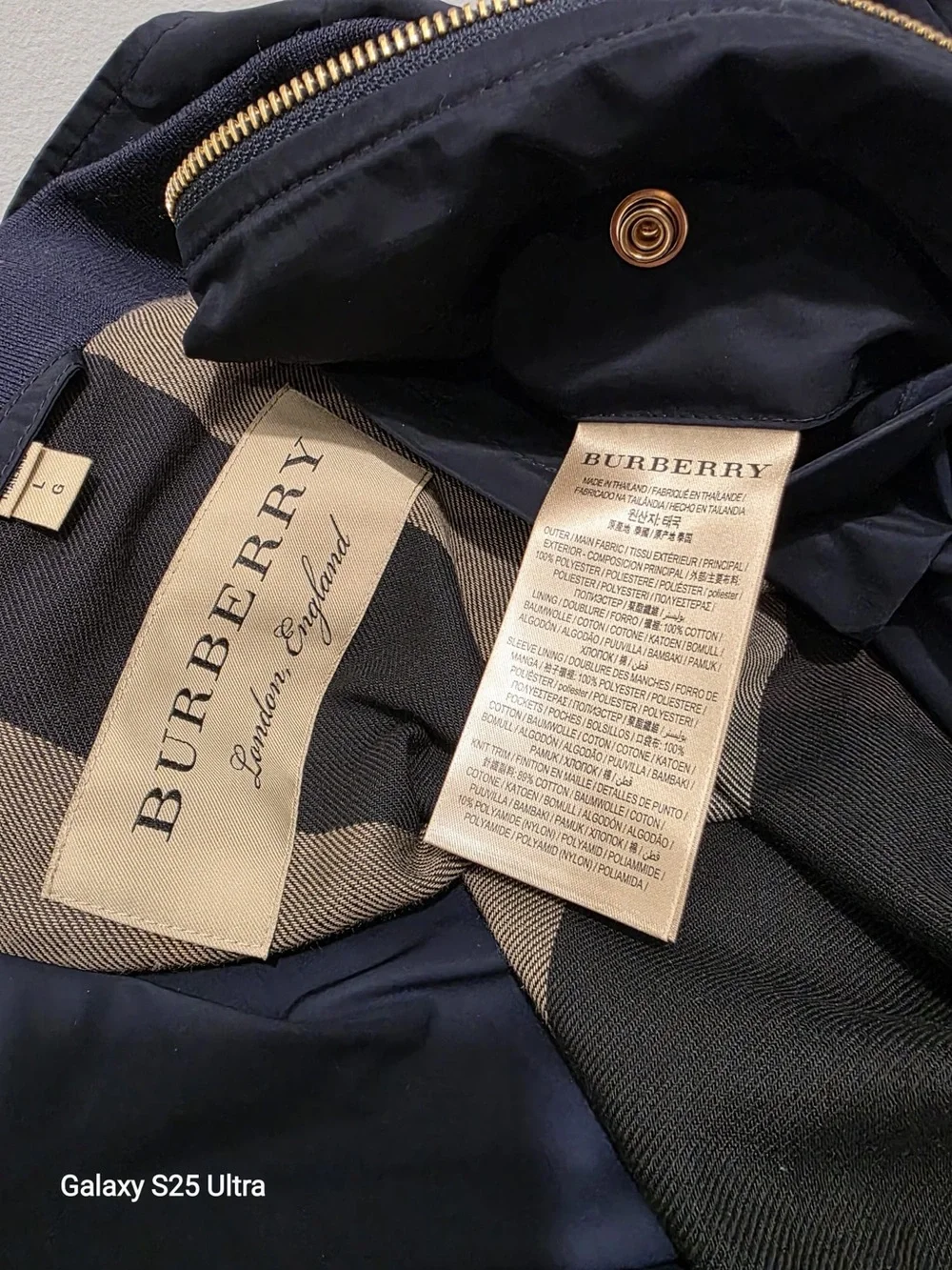 Burberry Navy Lightweight Zip-Up Jacket with Check Lining